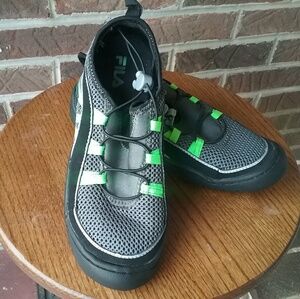 Fila black and green water shoes size 7